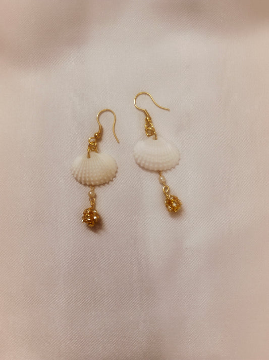 White shell with diamond ball earring